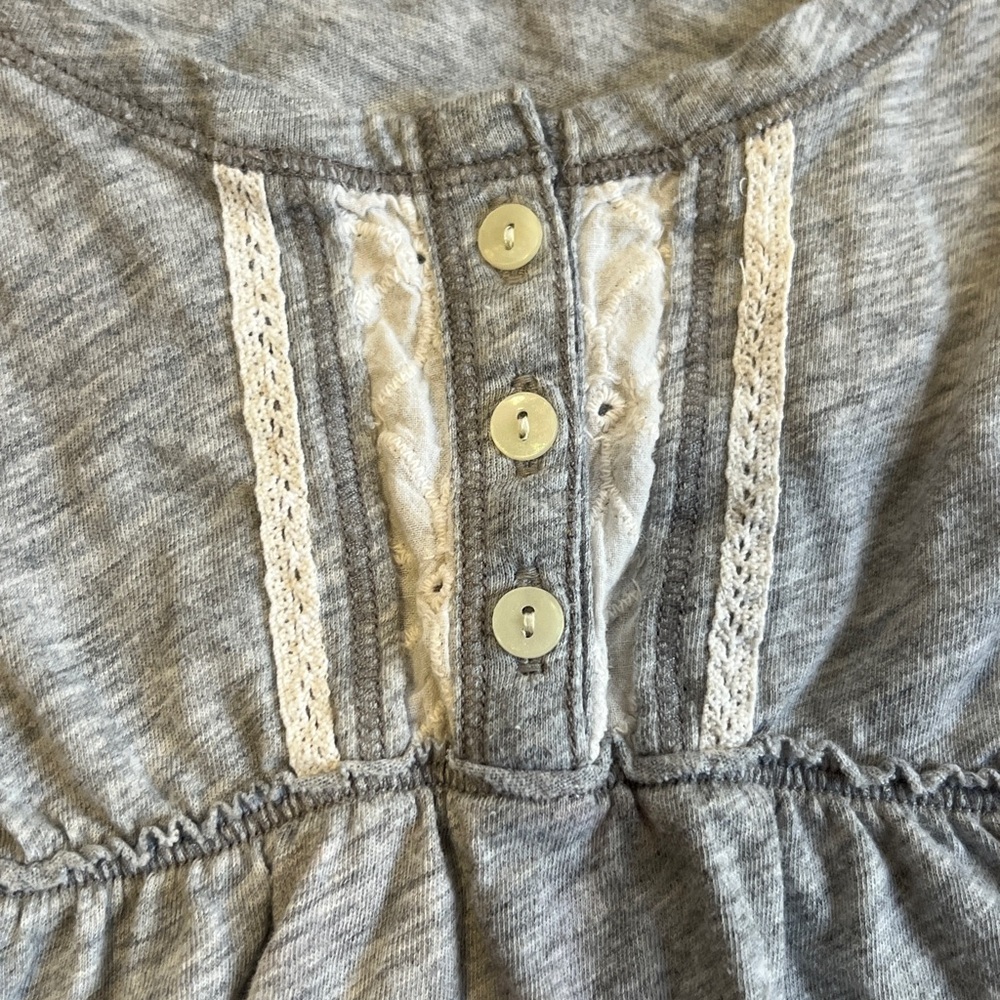 Vintage y2k 2000s Hollister Babydoll top pointelle buttons grey and white - Picture 3 of 6